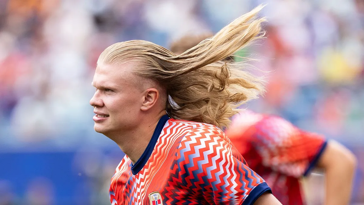 Erling Haaland beperli a Norwegian Airt - és aok meglepő